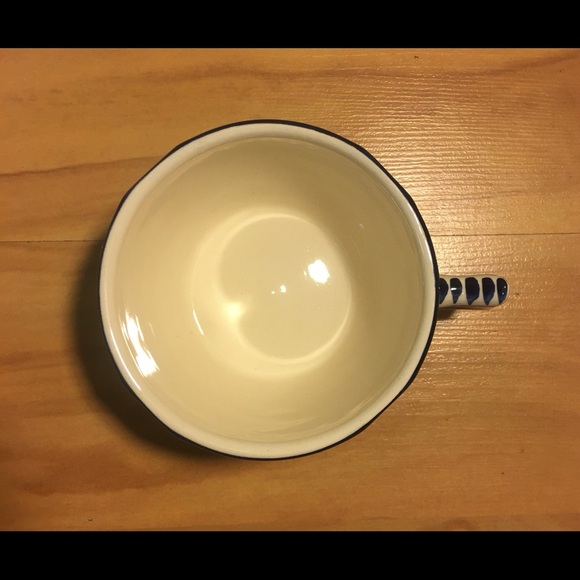 Vintage Quimper Pottery Cup & Saucer Set - Picture 14 of 16